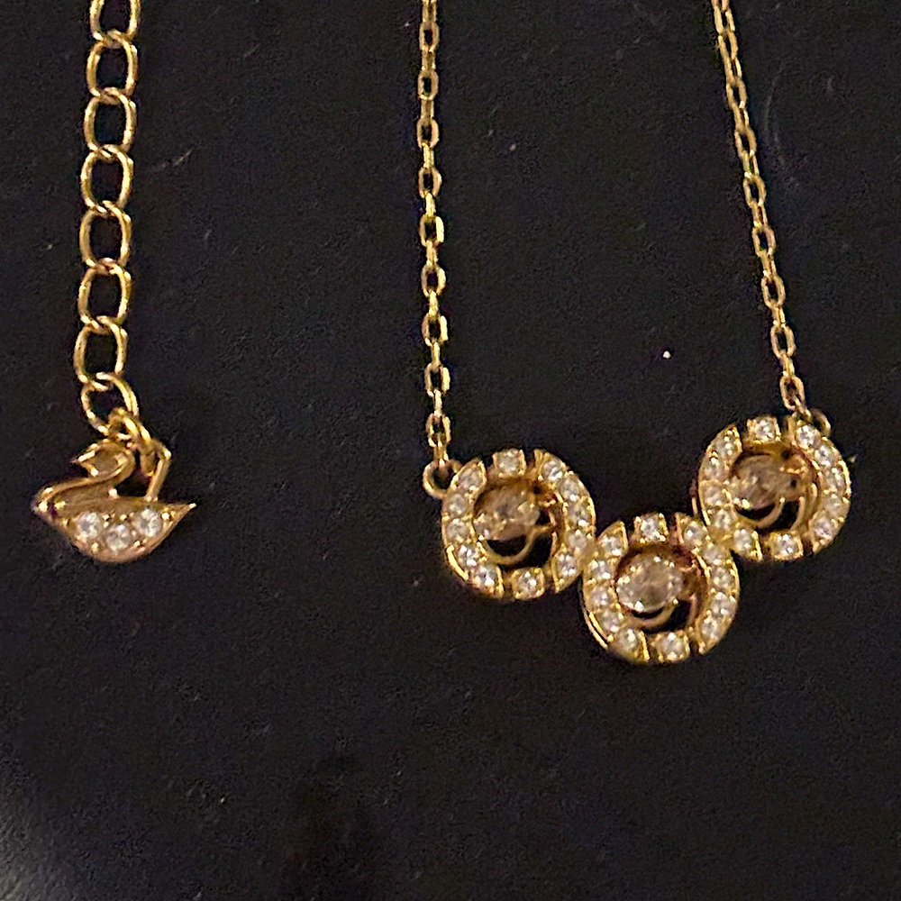 Rose gold Swarovski Sparkling Dance Necklace
